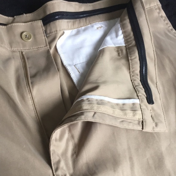 Russell Mens Tan Khaki Shorts - Picture 5 of 10